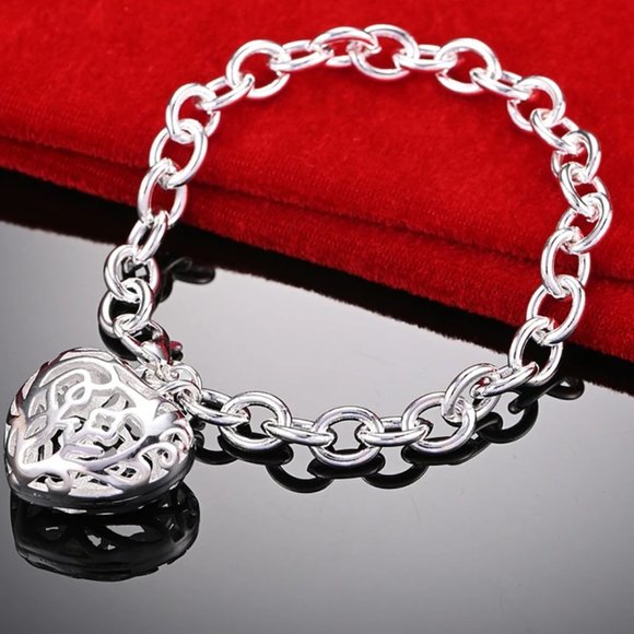 Hollowed & Carved Heart Pendant Bracelet Stamped .925 Solid Sterling Silver - Picture 6 of 6